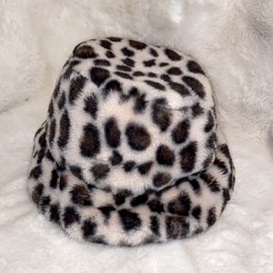 Leopard print Bucket Hat